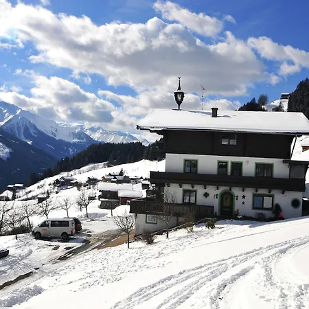 In Hollersbach With Mountain Views *