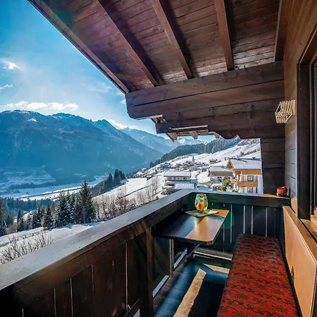 In Hollersbach With Mountain Views * Hollersbach im Pinzgau